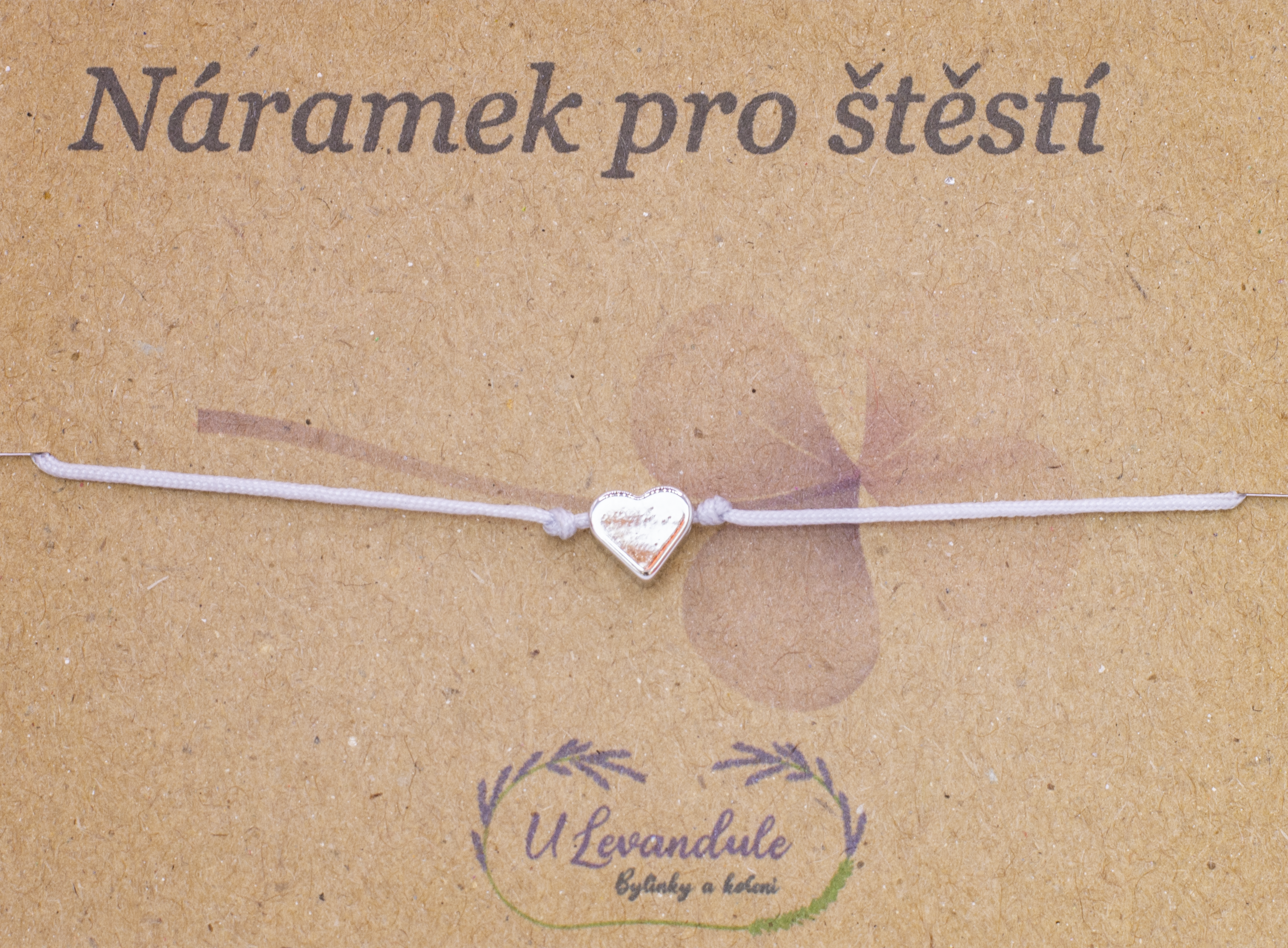 Šňůrkový náramek se srdíčkem