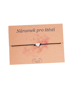 Šňůrkový náramek se srdíčkem